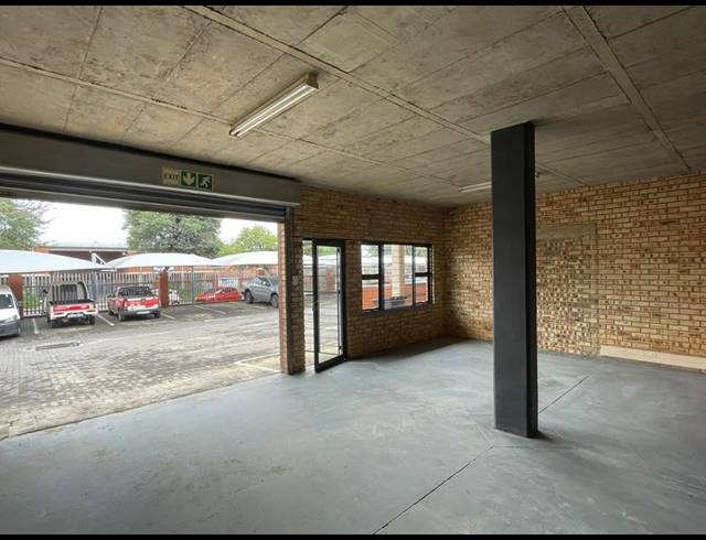 INDUSTRIAL PROPERTY TO RENT IN HENNOPSPARK